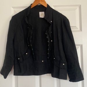 Lovely black cropped jacket by think tank